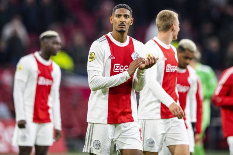 Covid-19: Ajax sjuspende venda de bilhetes para jogo da ‘Champions’ com Sporting