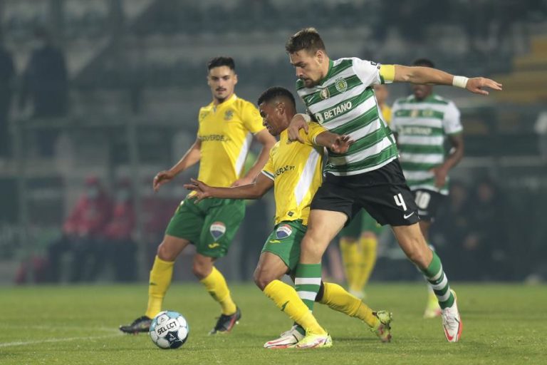 Liga interdita bancada do Paços de Ferreira que cedeu no domingo