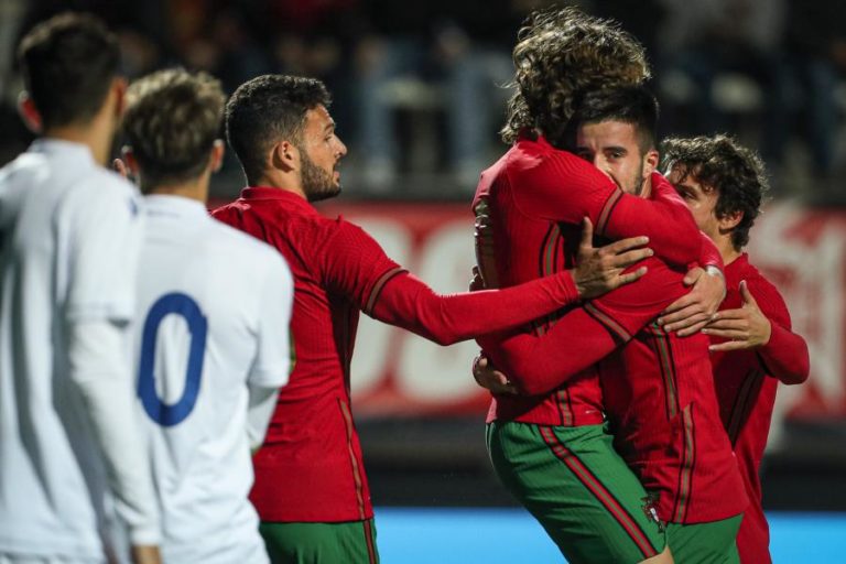 Portugal goleia Chipre e lidera apuramento para Europeu de sub-21