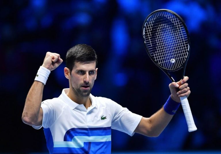 Novak Djokovic chega invicto às ‘meias’ das ATP Finals