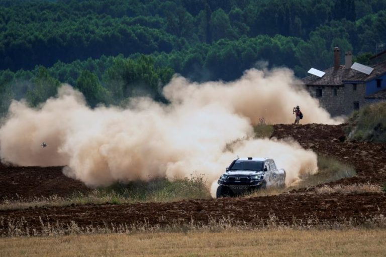 Dakar2022: Al-Attiyah favorito nos carros e equipa de Ruben Faria nas motas