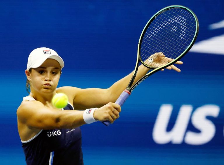 Ashleigh Barty distinguida com prémio de melhor tenista do ano pela segunda vez