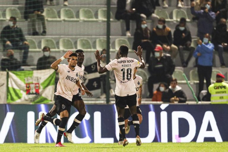 FC Porto vence em Portimão e isola-se provisoriamente na liderança da I Liga