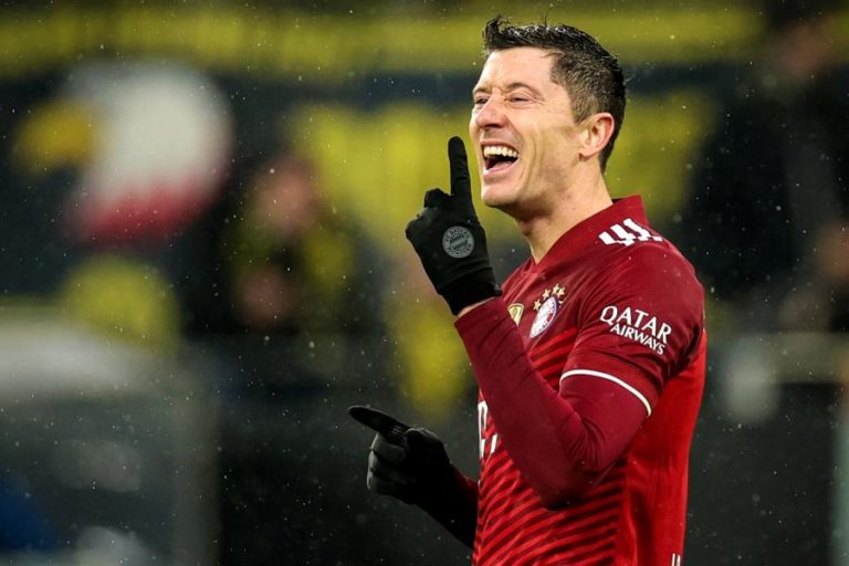 Robert Lewandowski é o melhor futebolista de 2021 para o ‘The Guardian’