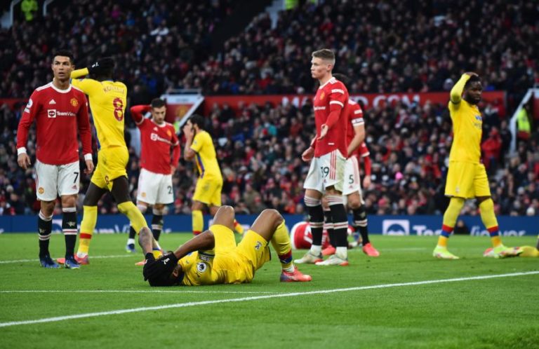 Manchester United vence Crystal Palace na estreia do treinador Ralf Rangnick