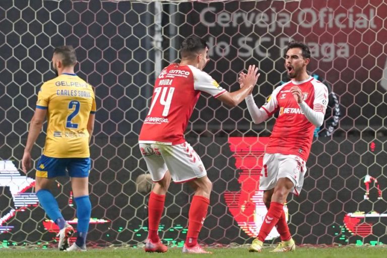 Sporting de Braga vence Estoril Praia e consolida quarto lugar