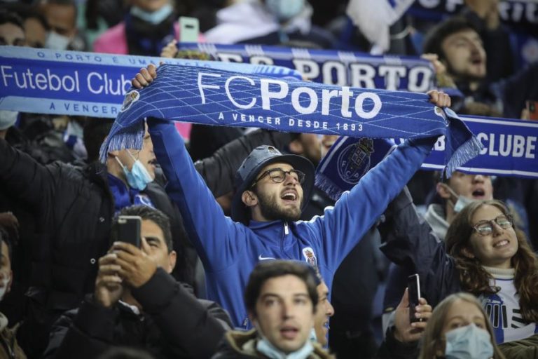 FC Porto encontra Lazio no play-off de acesso aos ‘oitavos’ da Liga Europa