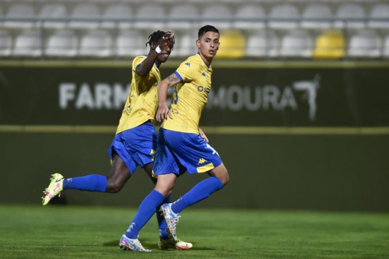 Covid-19: Estoril Praia tem cerca de 30 casos e pediu adiamento de jogo com FC Porto