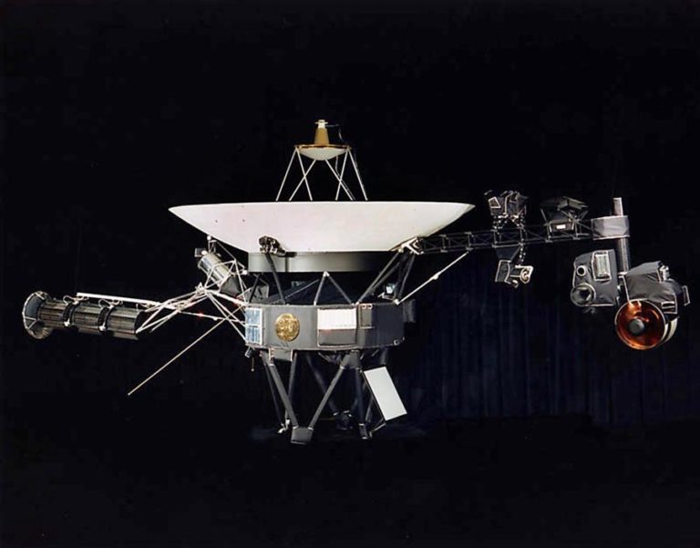 “Grito interestelar” permite restabelecer comunicações com a sonda ‘Voyager 2’ – NASA