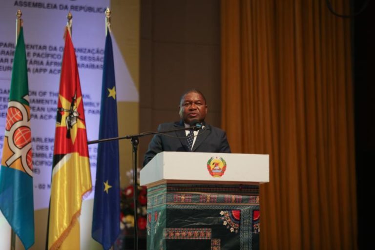 Moçambique inspira-se na “coragem” de Samora Machel na luta contra o terrorismo – PR