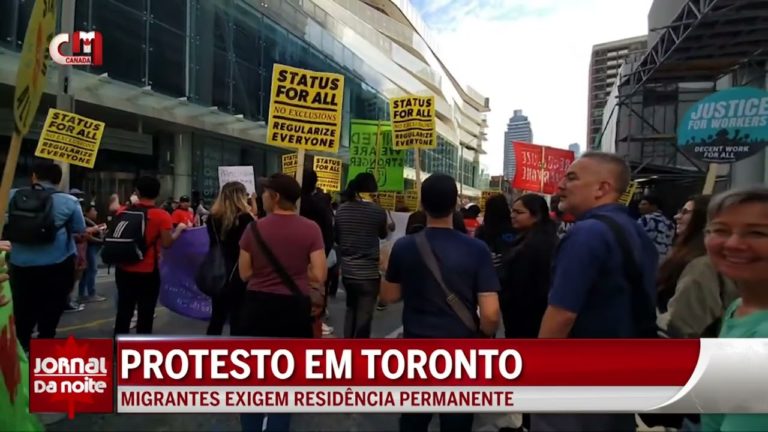 Protesto em Toronto: Migrantes exigem residência permanente