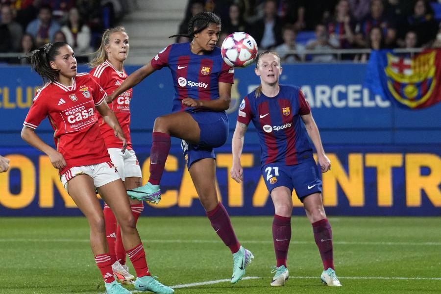 Benfica arranca Champions feminina da pior forma: goleado em Barcelona