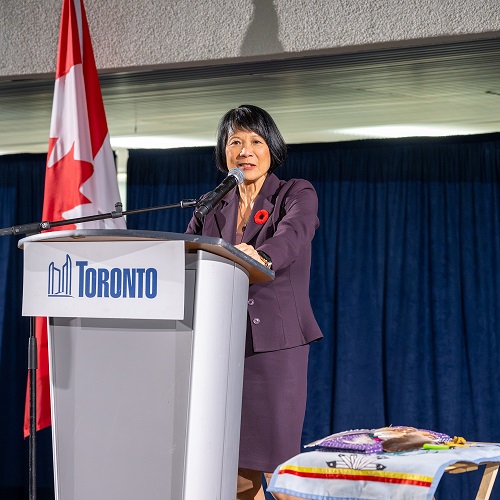 FOTO: OLIVIA CHOW/X