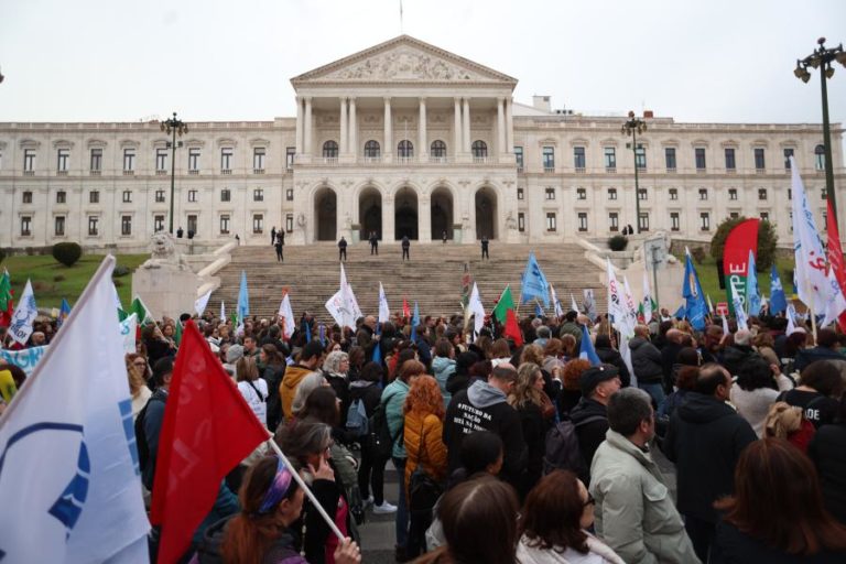 Professores organizam Marcha pela Educação em Lisboa em 17 de fevereiro