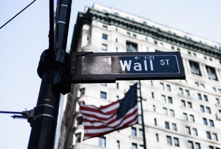 Wall Street negoceia em alta no início da sessão