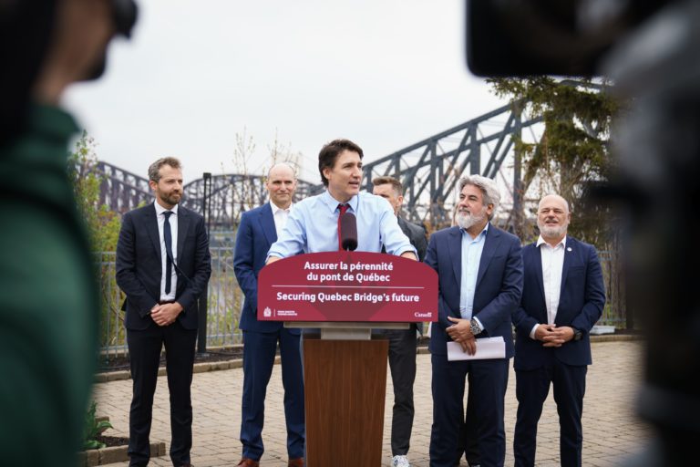 ‘QUEBEC BRIDGE’: Canadá adquire ponte histórica por $1 e inicia manutenção