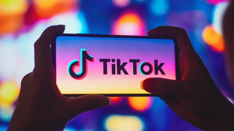 TikTok no Canadá: Serviços secretos avisam que china usa ‘app’ para espiar