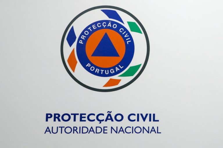 Proteção Civil recebe hoje 24 novos veículos de comando