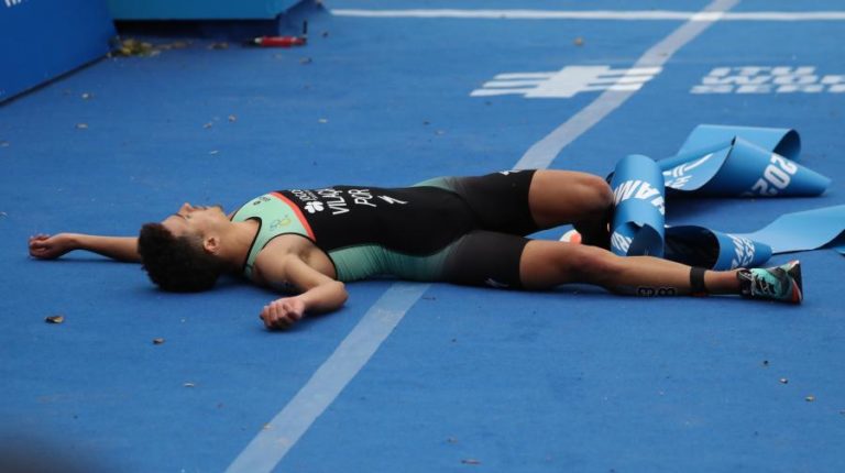 Vasco Vilaça medalha de prata na terceira etapa do Mundial de triatlo