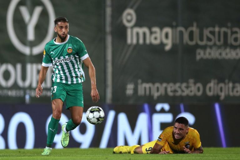 Defesa Jousé Sá assina pelo Gil Vicente por três temporadas