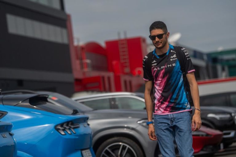 Piloto francês de Fórmula 1 Esteban Ocon troca Alpine pela Haas