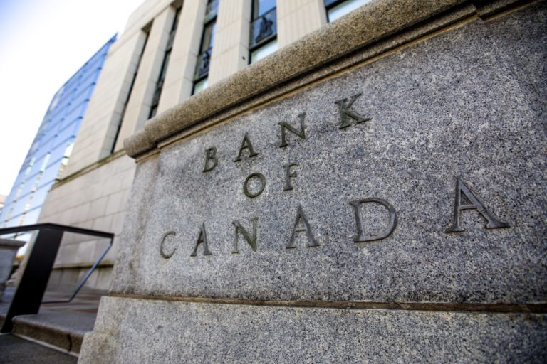 O Banco do Canadá volta a reduzir a taxa de juro directora