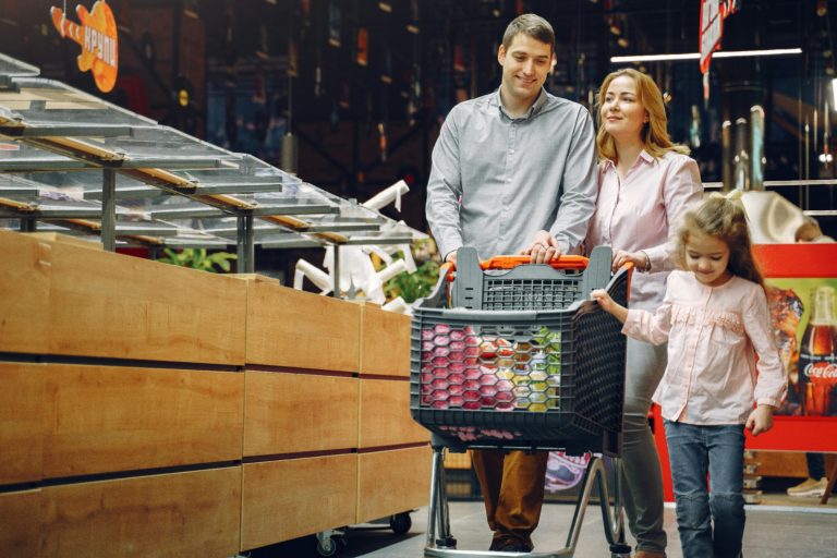 ‘Grocery code of conduct’: Grandes supermercados do Canadá aderem ao código de conduta