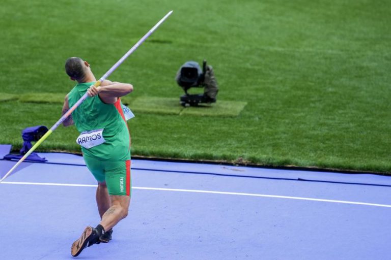 Leandro Ramos falha final do lançamento do dardo em Paris2024