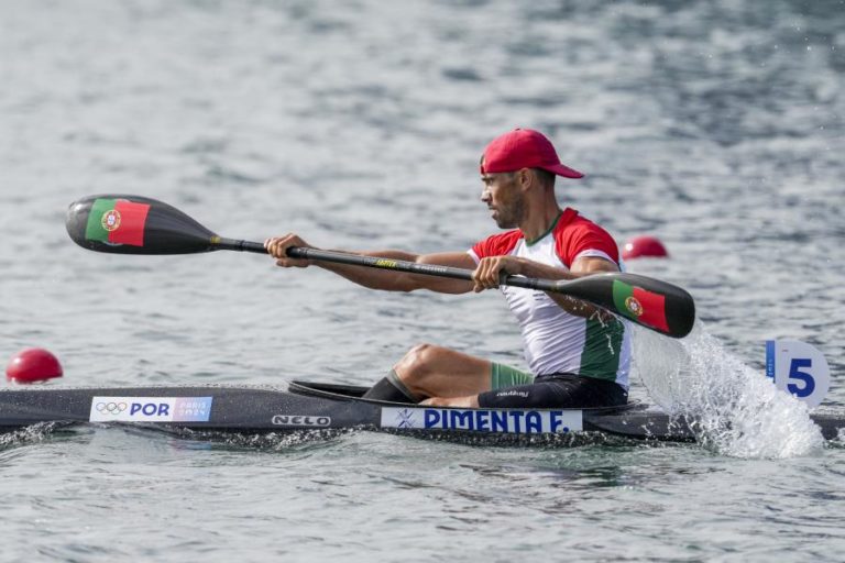 Canoísta Fernando Pimenta nas meias-finais de K1 1.000 metros de Paris2024