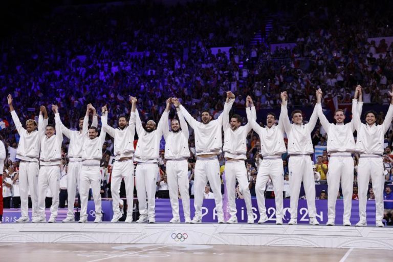 França renova ouro olímpico no voleibol com vitória fente à Polónia em Paris2024