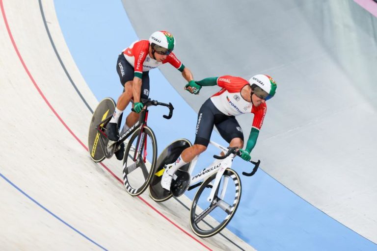 Ciclistas Iúri Leitão e Rui Oliveira campeões olímpicos em madison