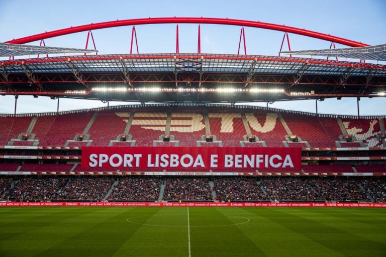 Benfica inscreve todos os reforços para disputar a ‘Champions’