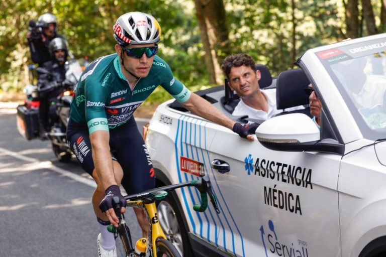 Van Aert desistiu da Vuelta devido a ferida profunda mas não sofreu fraturas