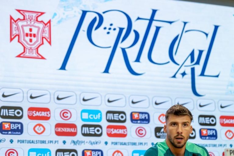 Rúben Dias alerta para o “futebol direto” da Escócia