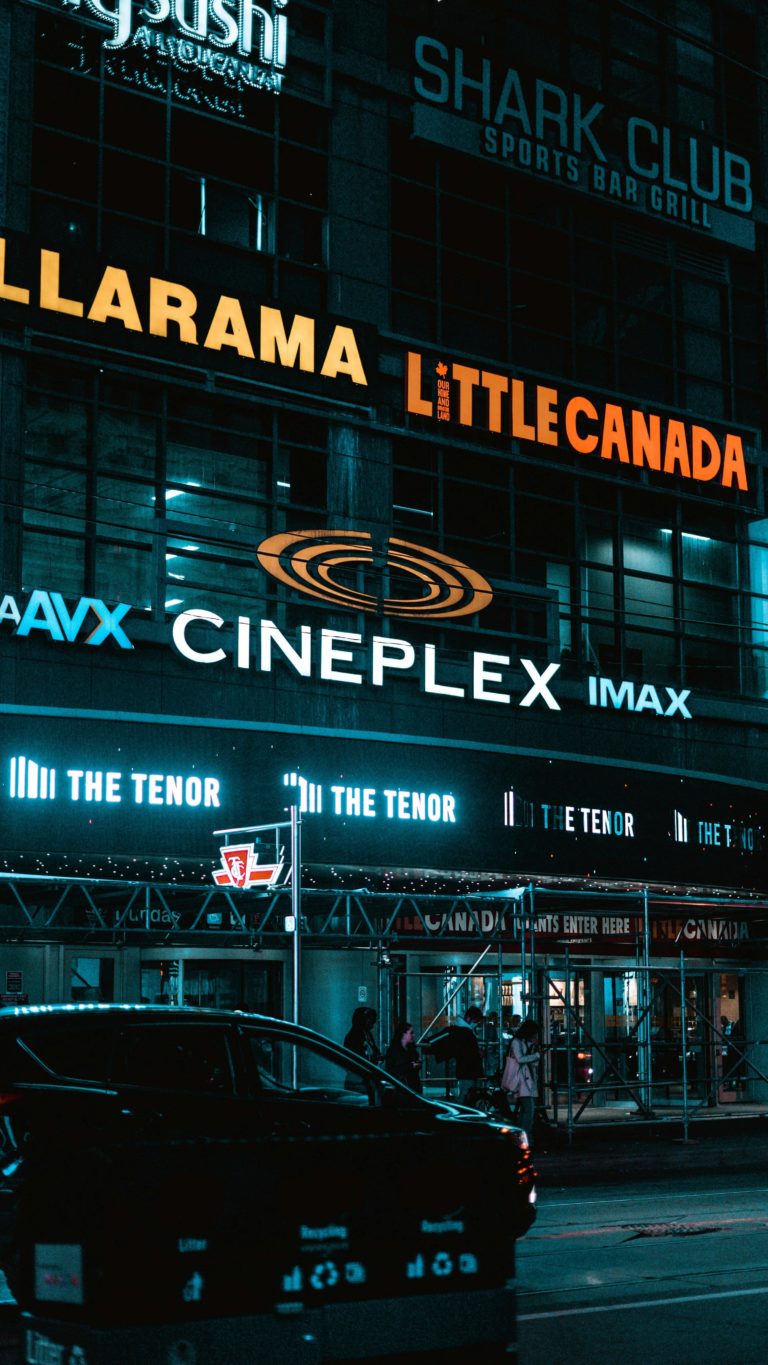 Penalizações: Cineplex recebe multa recorde de 38,9 milhões de dólares