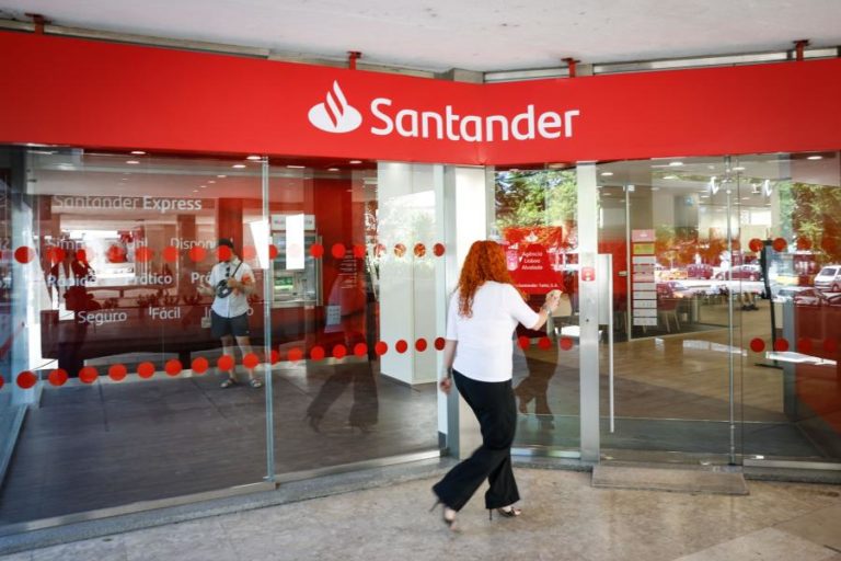 Grupo Santander aumenta lucros em 14% até setembro, para 9.309 milhões de euros