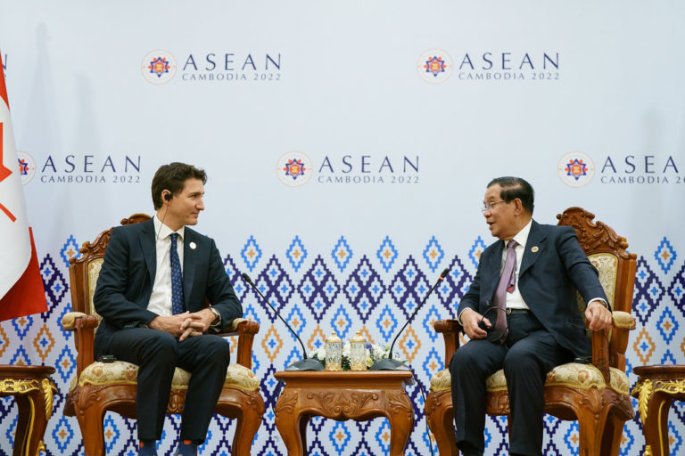 Política: Trudeau participa na Cimeira da ASEAN no Laos num contexto de tensões globais crescentes