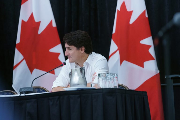 Política: Trudeau participa em cimeiras internacionais em Lima e Rio de Janeiro