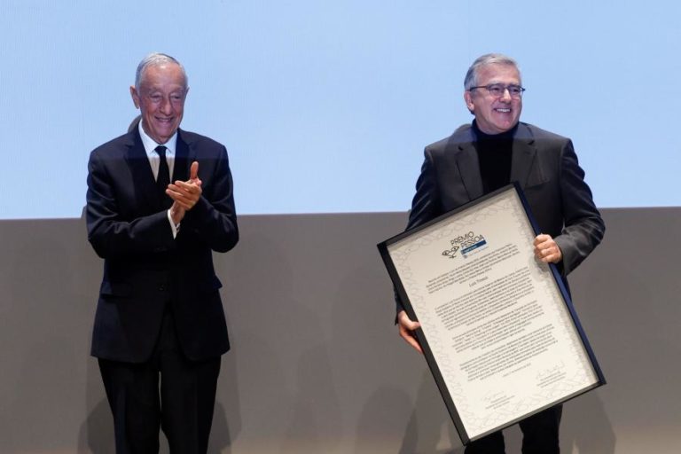 Marcelo destaca importância de música de compositor Luís Tinoco em mundo “fora de ordem”